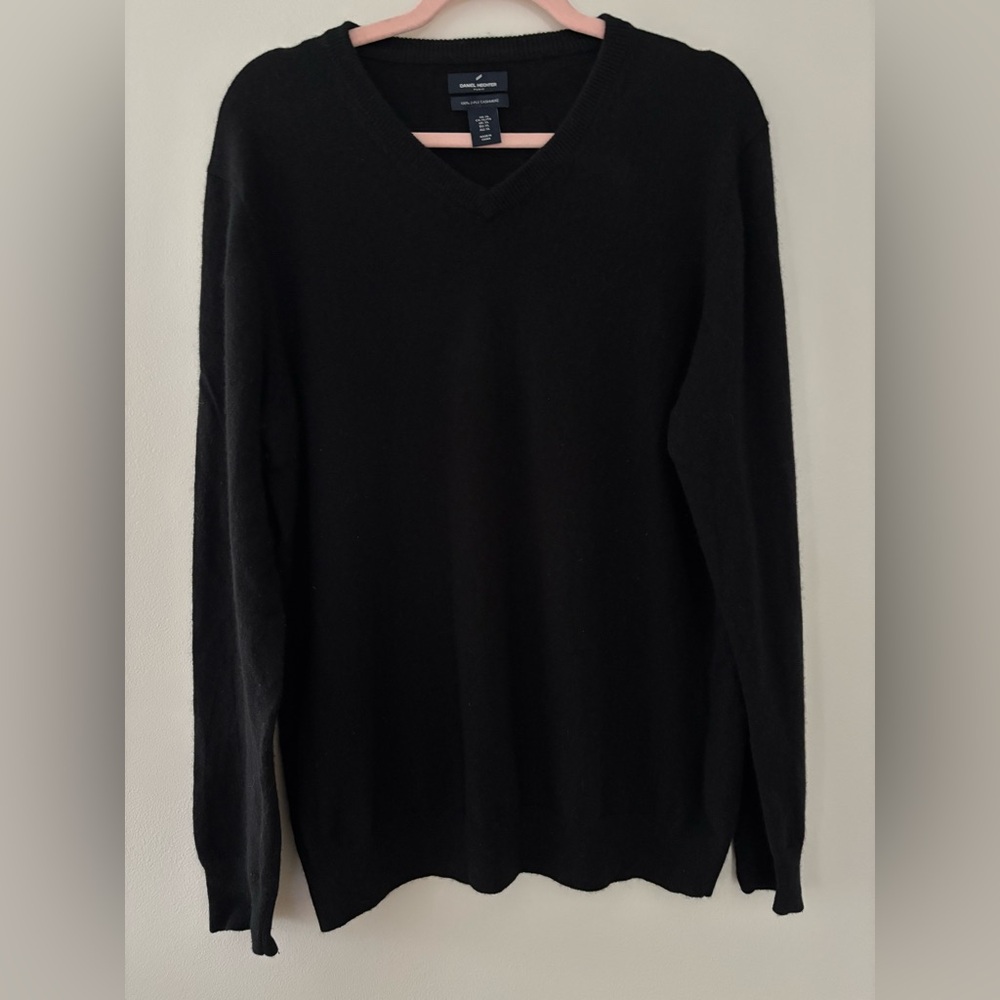 Daniel Hechter Paris 100% 2-Ply Cashmere Black V-Neck Sweater Size XL